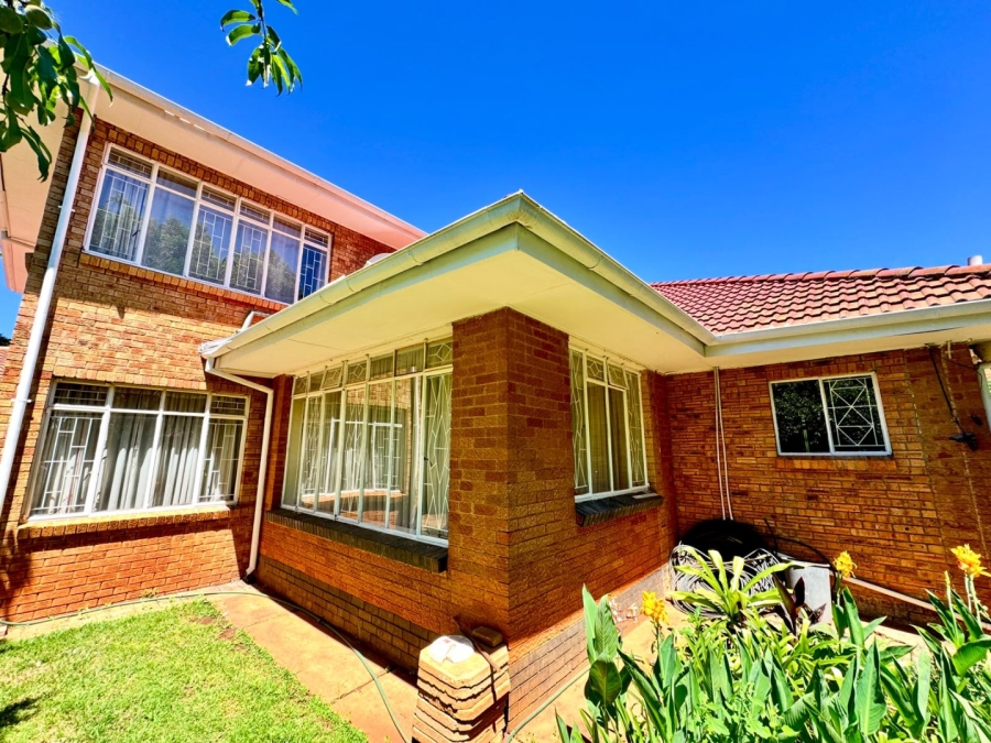 5 Bedroom Property for Sale in Potchefstroom North North West